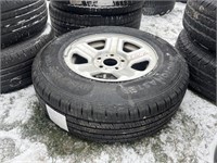 Tire with rim: 225/75R 16