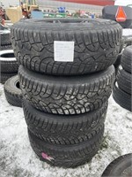 4 General Arctic winter tires w/ rims: 265/70 R 17