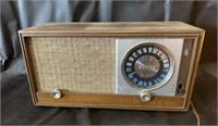 VTG Zenith AM/FM Radio