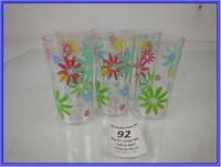 6- FLORAL PLASTIC CUPS
