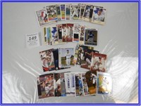 *ASSORTED BASEBALL TRADING CARDS