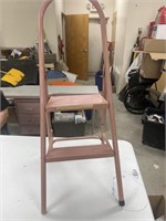 Step ladder