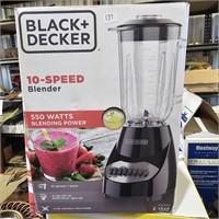 NEW Black & Decker 10-Speed Blender
