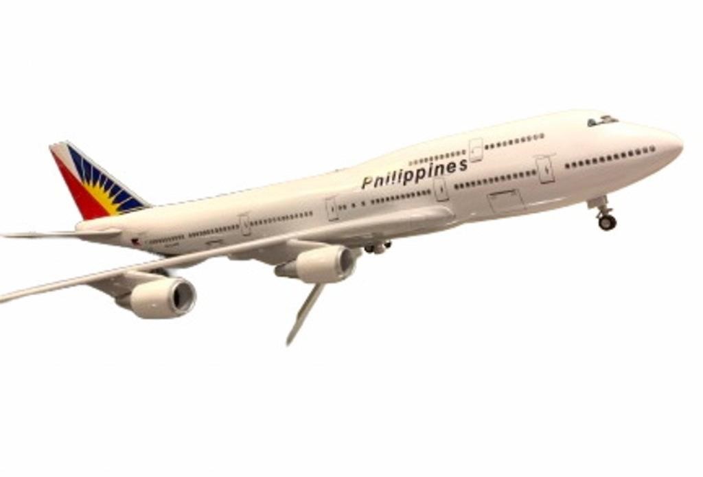 20 inch  Philippines Airline B747 length 20 X21X8