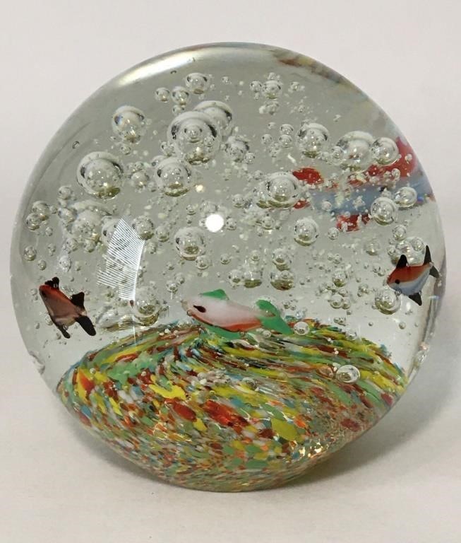 VINTAGE MURANO STYLE HAND BLOWN PAPERWEIGHT ART