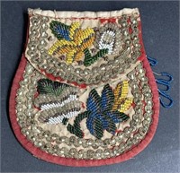 (AE) Iroquois Themed Bag Floral Beadwork, 6.5