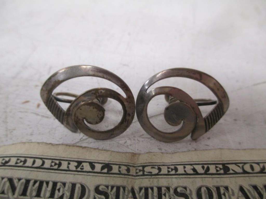 Vintage Beau Sterling Earrings - 4.5 Grams -