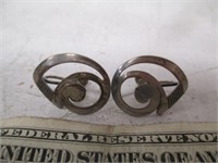 Vintage Beau Sterling Earrings - 4.5 Grams -
