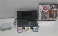 Nintendo DS W/Games Powers On