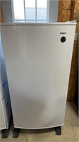 New Whirlpool WZF34X16DW 15.7cu.ft. Freezer