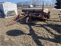 12' melroe press drill, has transport wheels.