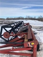 25' IH model 75 PT swather,