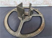 CAST IRON CHRISTMAS TREE STAND BY MORROW-