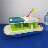 1972 Fisher Price Happy Houseboat #985