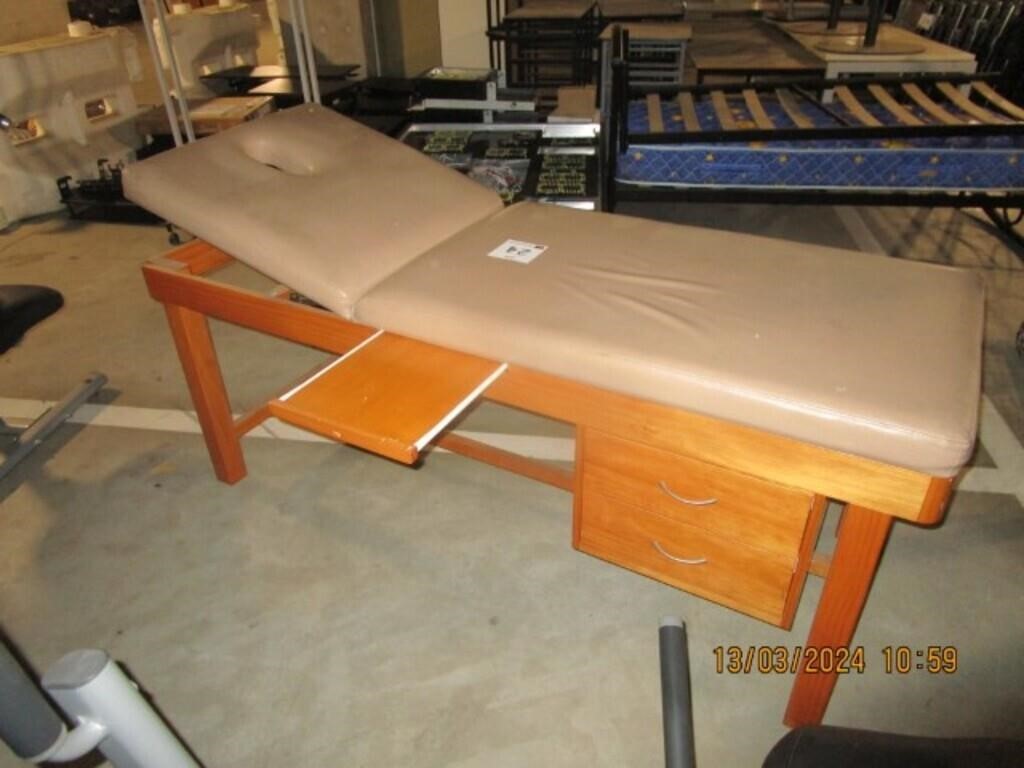 Centurion massage bench