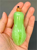 Bright Green Glass Fruit/Vegetable Shaped Snuff