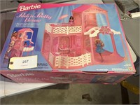 NEVER OPENED BARBIE PINK'N PRETTY HOUSE