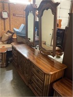 Vintage dresser with mirrors,2 stand,headboard