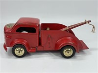 RICHMOND TOYS PRESSED STEEL TOW TRUCK