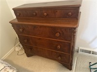 Vintage 5 Drawer mahogany Chest