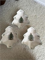 (3) Spode Christmas Tree Plates