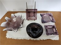 Purple glass ashtrays, Opalescent accents