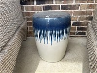 OUTDOOR ACCENT TABLE