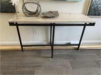 CONSOLE TABLE