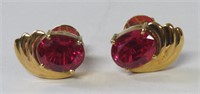 Pair 14k gold stud earrings, red stones, 2.9 gms