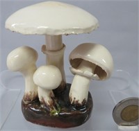 Lorenzen mushroom, Agaricus Campestris, 3 1/4" h.