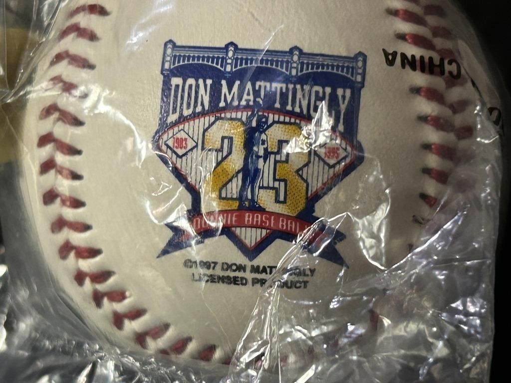don Mattingly Commemorative baseball