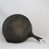 GRISWOLD VICTOR #7 CAST IRON SKILLET W/ HEAT RING
