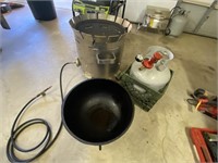 Gas Cooker w/8 Gallon Black Iron Boiling Pot, 40