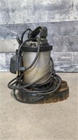 Submersible sump pump tested
