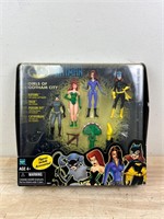Girls of Gotham City Figures in box