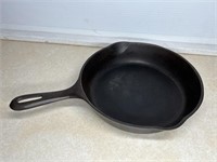 WAGNER 9 INCH CAST IRON SKILLET