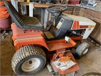 Simplicity Lawn Tractor