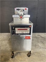 HENNY PENNY PRESSURE FRYER