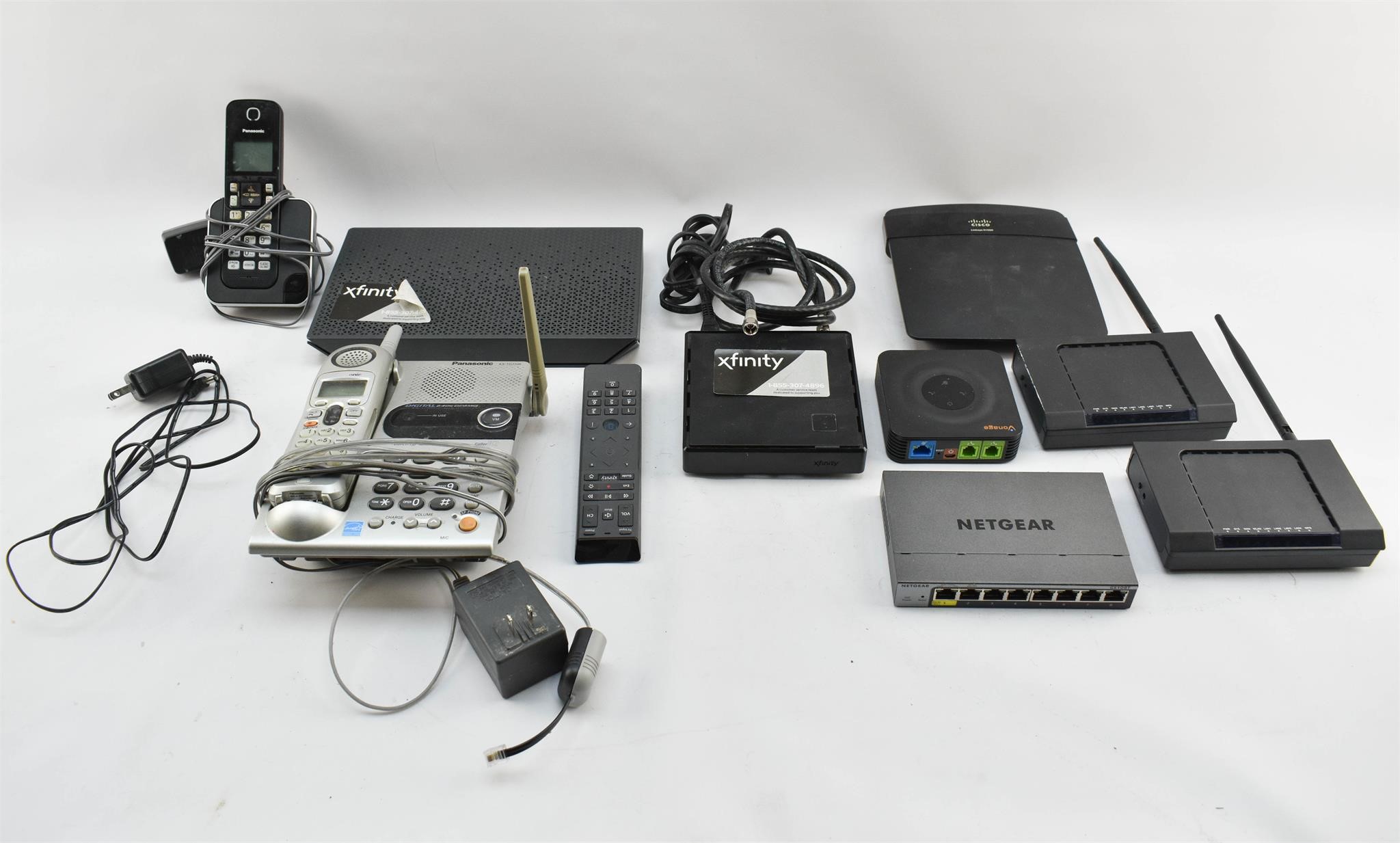 9 Assorted Phone and Internet Objects