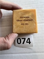 VTG Tex Homa Grain Bakelite Tape Measure