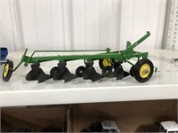 JOHN DEERE 4 BOTTOM PLOW