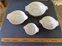 Pyrex large bowls (4)