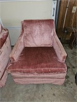 Pink Sitting Chair 30" x 31" x 30"