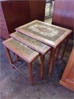 Excellent Mid Century Nesting Tables (3)