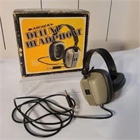 Vintage Archer Deluxe Headphones