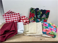 Tablecloths with bag