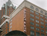 Milwaukee Saint Kate-The Arts Hotel 1 Night Stay