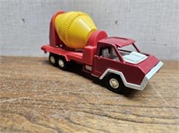 TOOTSIE TOYS Red Cement Truck@2Wx6Lx3inH