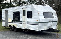 Sportsman Pull-Behind Camper *NEEDS SOME LOVE*