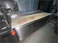 WOW!  ENTREE' 72" PIZZA PREP COOLER
